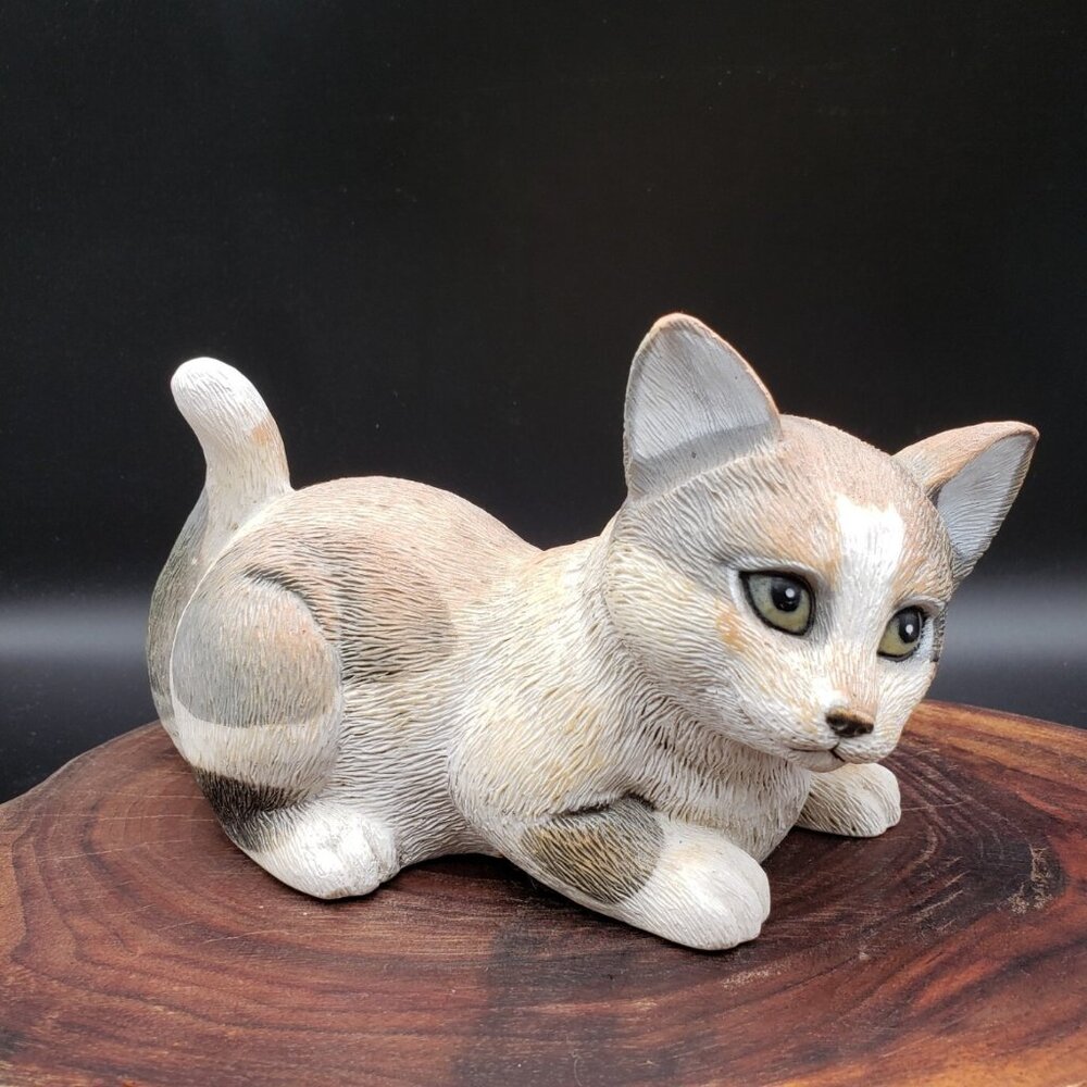 Art Line Calico Cat Figurine 7.5" Model 6030 Plastic 1993 Home Decor Vintage